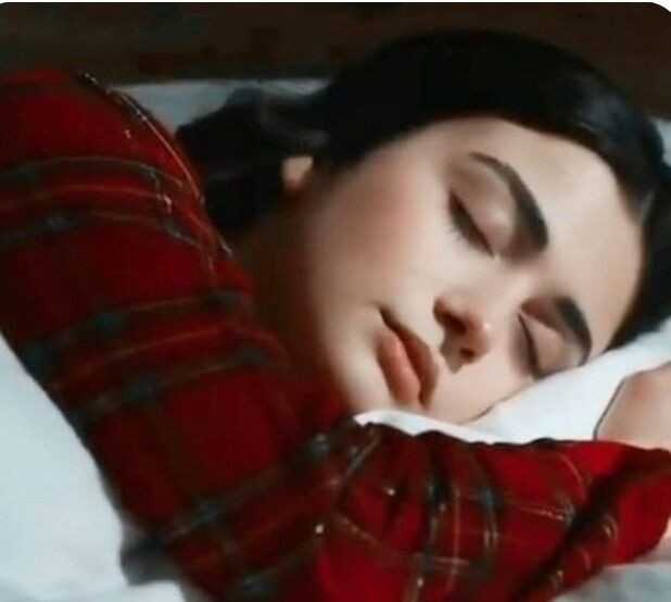 تأثیر استرس و خواب بر پوست